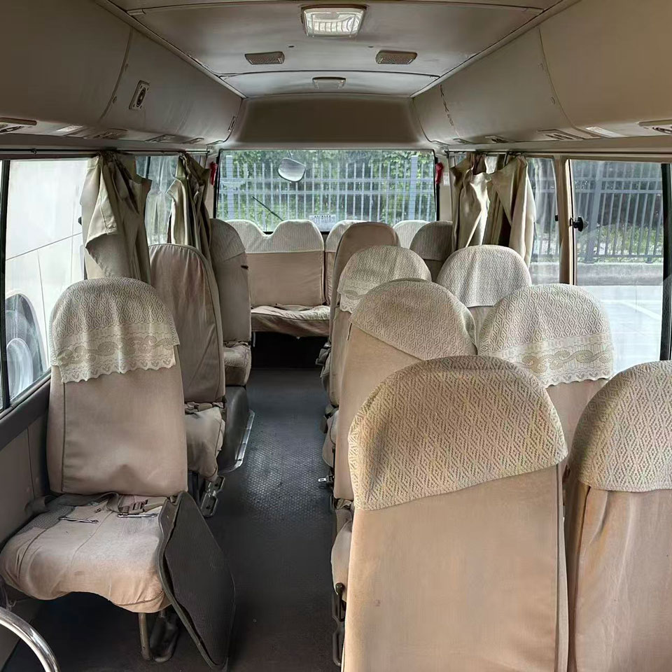 Coaster 20 Koltuk Benzinli Kullanılmış Otobüs