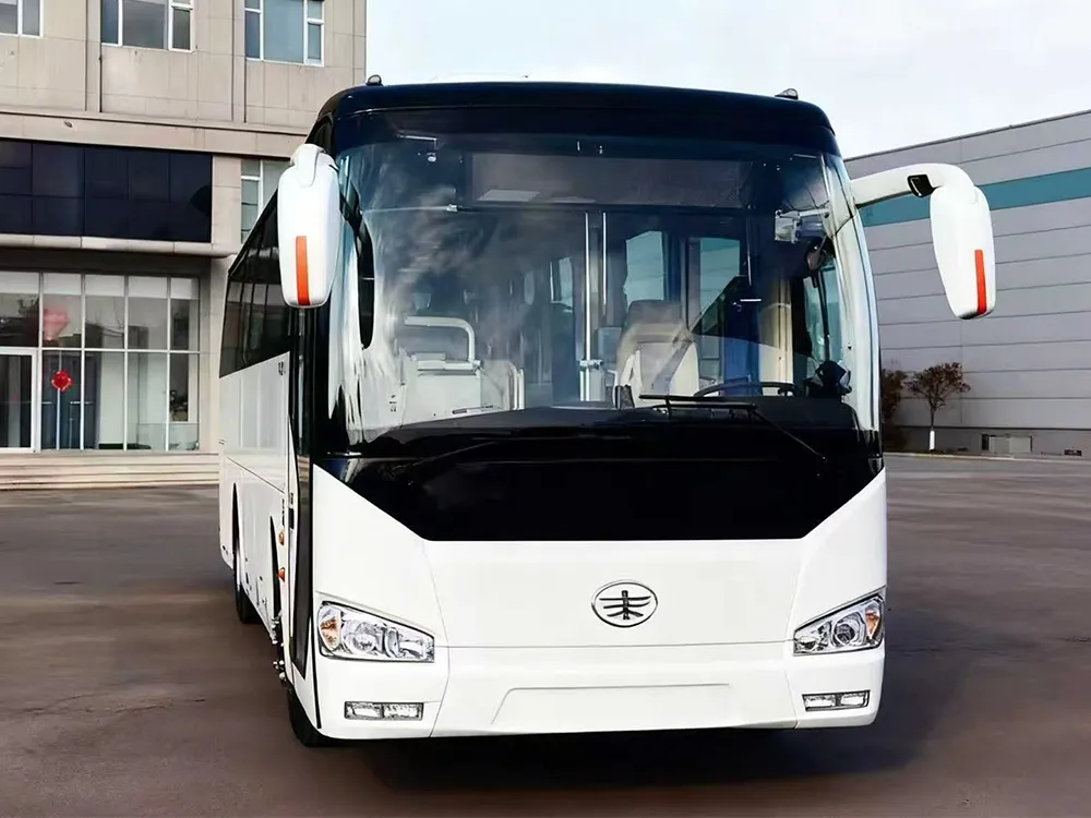 Kullanılmış Tamamen Elektrikli Otobüs ve Kullanılmış Dizel Otobüs Karşılaştırması—Aslında Hangisi Size Beş Yıl Boyunca Daha İyi Toplam Sahip Olma Maliyeti Sağlıyor?