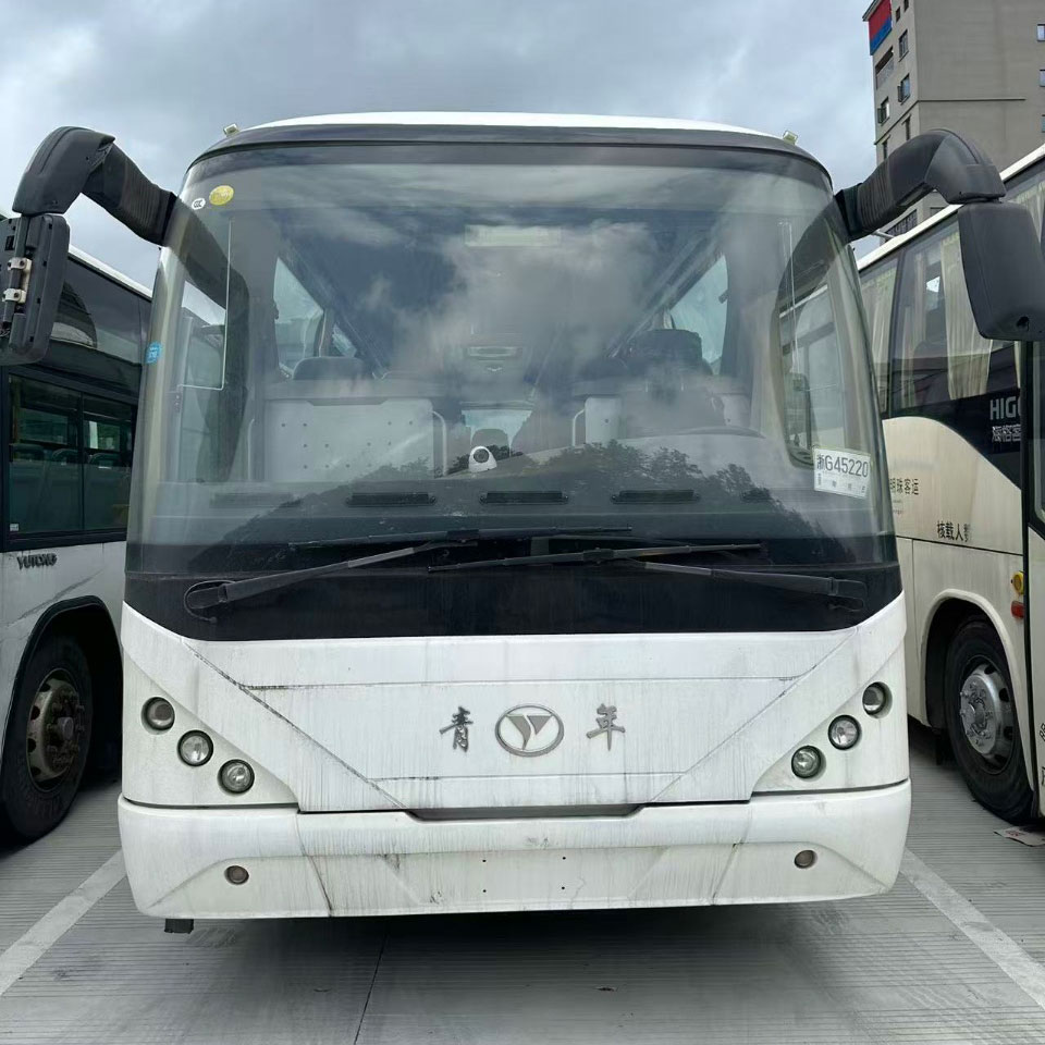 Neoplan 38 Koltuklu Dizel Otobüs Neoplan 38 Koltuklu Dizel Otobüs